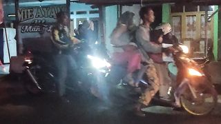 Pawai lampion PRAMUKA