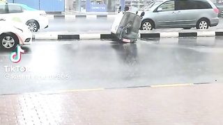 Dubai raining | Dubai thunder storm
