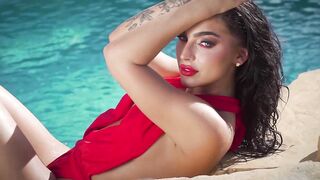 Plus HD - Emjay Rinaudo top model  girl These are the ideal women of men who show a dazzling body chart