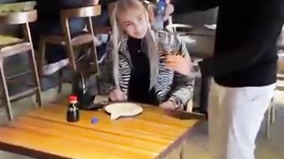 Restaurant magic tricks