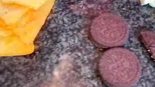 What 100 calories of differents snaks look