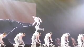 Girls Stunts
