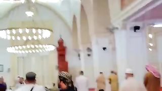 مسجد قبلتین کے اندرونی منظر