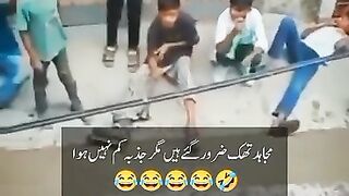 Mujahid thak zror gye hi mger jazba abi Tak khatm Ni howa