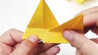 very creative crafts using paper 12