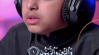 Beautiful ❤️ Voice ready a Quran