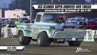 Super Modified 4wd Trucks pulling in Old Washington OH
