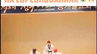 Dancing Fight In Sumo