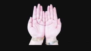 Agar haath pe ب ka nishaan zahir hota hai to khabardar!!Palmistry 2023!!ILM Najoom