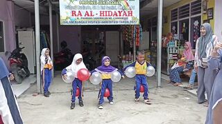 Hilarious Competition Celebrating Indonesia's 17th August Anniversary! Part 3