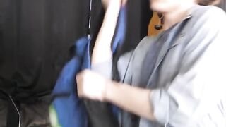 Click ad - Prank War With My Brothers - Tik Tok Broom Prank