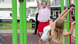 SHOCK ????BODYBUILDER PUNISHED GIRL IN THE STREET???? SHOCK VIDEOS