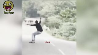 Funny សាំ????