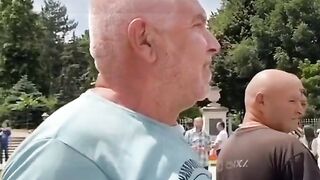 ОМРАЗАТА  РАСТЕ