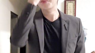 When I dress like a scholar, see how Mom reacts