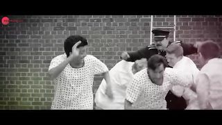 Hum_pagal_nahin_hau_saif ali khan_Ritiesh_Deshmukh__Himesh_reshammiya_hum shakals_layrical480p