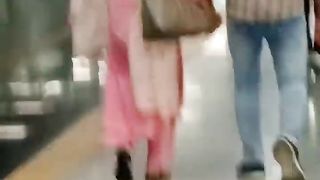 CHEATING WIFE CAUGHT RED HANDED