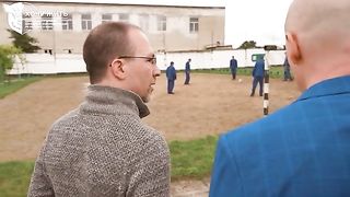 ГОРДОН В ЛАГЕР  ЗА  ВОЕННОПЛЕННИЦИ