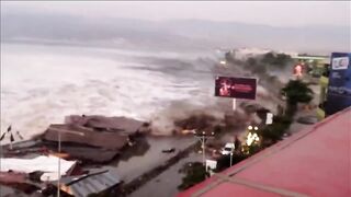 Most Horrible Natural Disasters - Crazy Monster Flash Flood/Horrific Landslide