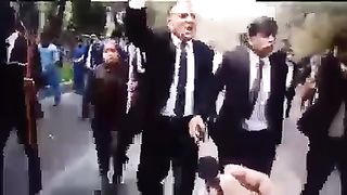 وکلاء کی مریم نواز کے خلاف نعرے بازی