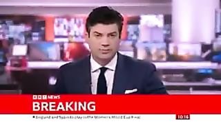 Russian spacecraft crashes into the Moon - BBC News_144p.