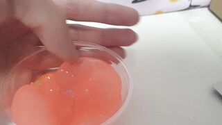 Squishing Slime (ASMR) to Destress Myself