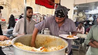 Famous Al-Rehman Biryani - People are Crazy for CHICKEN BIRYANI! Roadside Street Food Masala Biryani
