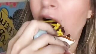 Emoji food challenge