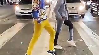 The best Moonwalk street dance