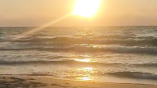 ???? Tranquil | Nature's Canvas: Embracing a Beautiful Sunset | FunFM
