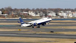 Jet Blue Pane Take Off