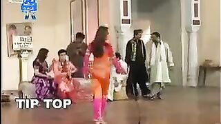 Tauba Tauba Kara Diti Deedar Nargis Mujra.