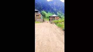"Enchanting Kashmir: Capturing the Beauty of Paradise on Earth ????️ #KashmirDiaries #HeavenOnEarth #ExploreKashmir"