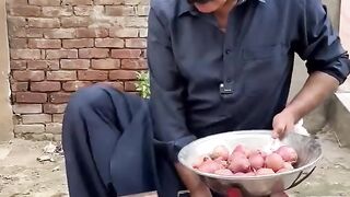 Gareeb ny Gareeb sath kiya Fraud