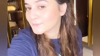 Aiman Khan Look, After her Deleivery, Looking More Beautiful