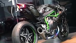 an impressive masterpiece kawasaki H2