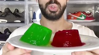 Don’t waste food! You should always keep it So Halal Mode ???????? #dontwaste #dontwastefood #food