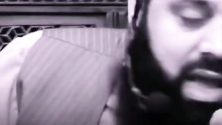 Rat ko agar Kisi ke aank kul jaey Kisi b wajah se