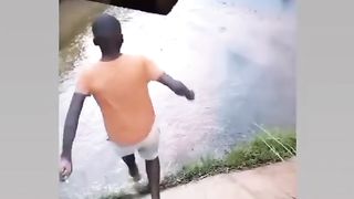 Seules les plus forts ne peuvent pas rire