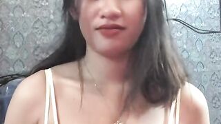 Hmm! girl asian dance