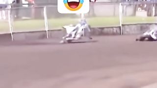 Quand ta moto devient rebelle...