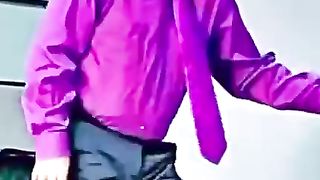 Офисный танцор