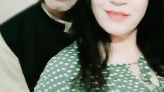 Budhay k kam check kro