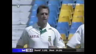 Steyn bowled Rahul Dravid!!!!!!!!!!!!!!!!!!