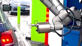 Refueling robot technology