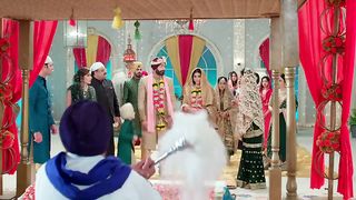 Choti Sarrdaarni - Episode 216 - Meher is in a critical condition!