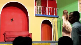 Hina_sheikh_super_mujra_dance_Roxy_theatre_in(1080p).