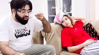 Beachari Bemmar Haiy Baat Nain????????
