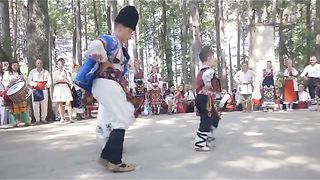 МАГИЯТА НА ЖЕРАВНА