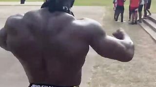 Ifbbpro Bodybuilder kick pizza out of kids hands in Atlanta Georgina smh